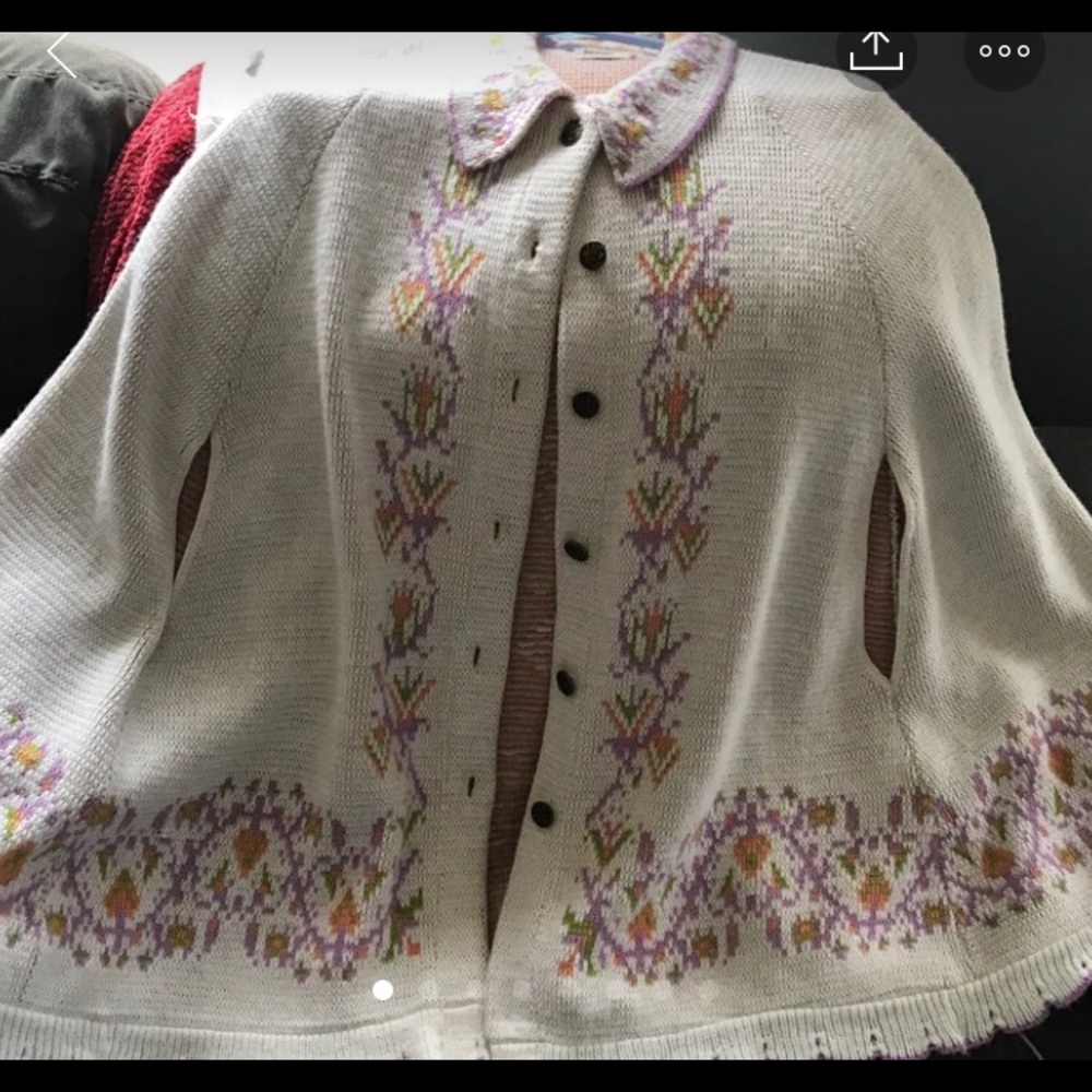 Montgomery Ward Knit Poncho Cape